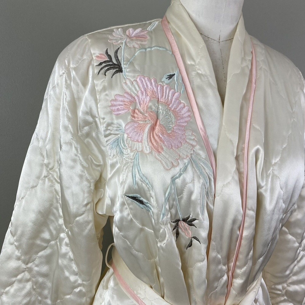 Vtg 70s Natori Womens Satin Embroidered Robe S Ivory Floral Saks 5th Ave - Picture 2 of 11